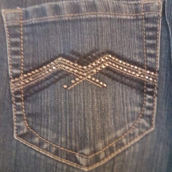 👖 Santana Gemstone Blue Jeans - Picture 6 of 9